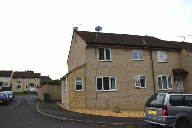 1 bed End of Terrace for rent in Chippenham. From F1rst move - Chippenham