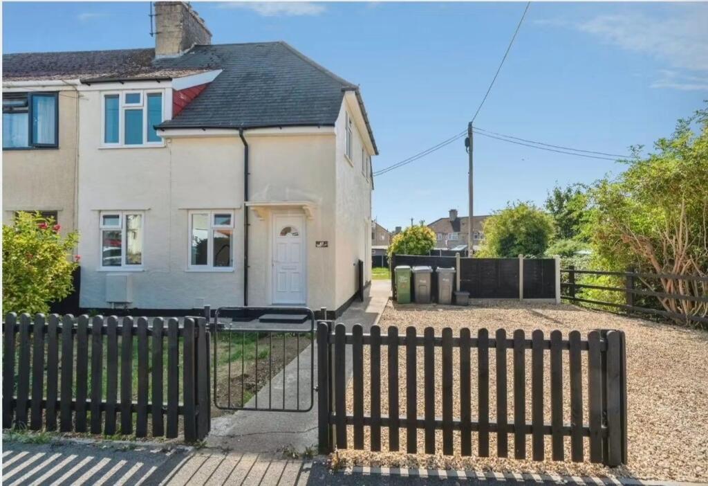 3 bed End of Terrace for rent in Chippenham. From F1rst move - Chippenham