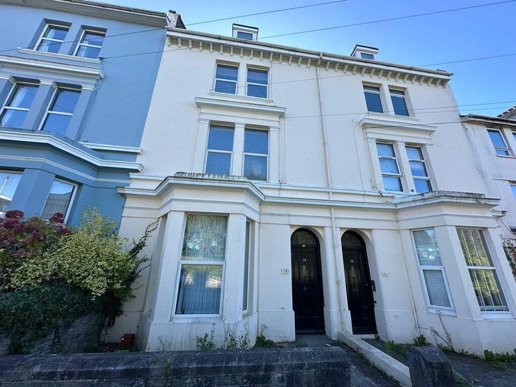 3 bed 1st Floor Flat for rent in Plymouth. From Falcon Properties - Plymouth 3 bed 1st Floor Flat for rent in Plymouth. From Falcon Properties - Plymouth