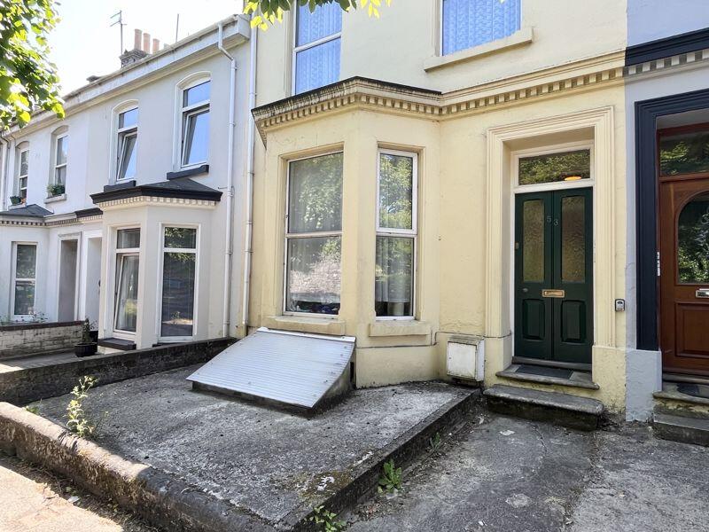 1 bed 1st Floor Flat for rent in Plymouth. From Falcon Properties - Plymouth