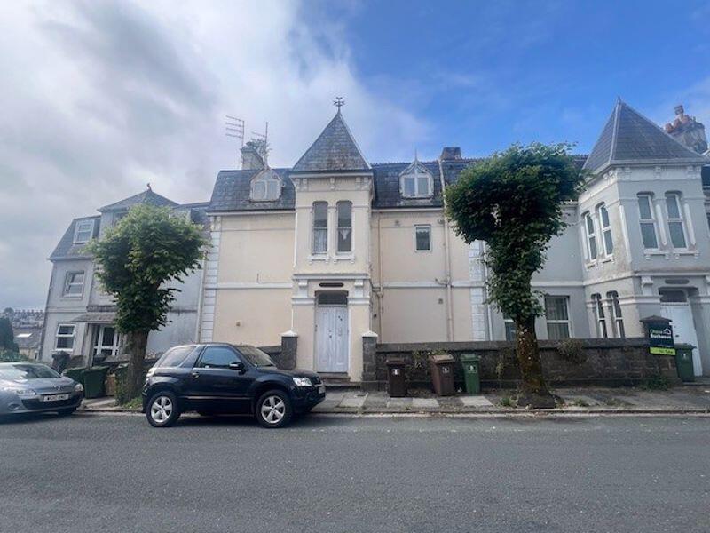 1 bed 1st Floor Flat for rent in Plymouth. From Falcon Properties - Plymouth