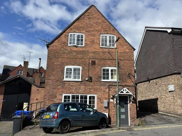 4 bed Apartment for rent in Bayston Hill. From Farebrother Smith Lettings Agents - Shrewsbury