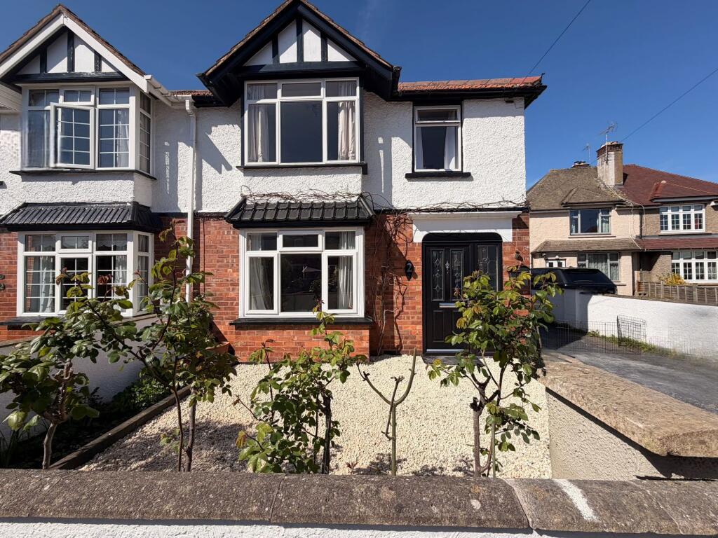 3 bed Semi Detached for rent in Gloucester. From Farr & Farr - Gloucester