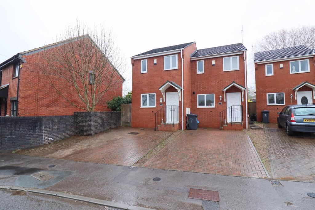 2 bed Not Specified for rent in Upton St Leonards. From Farr & Farr - Gloucester