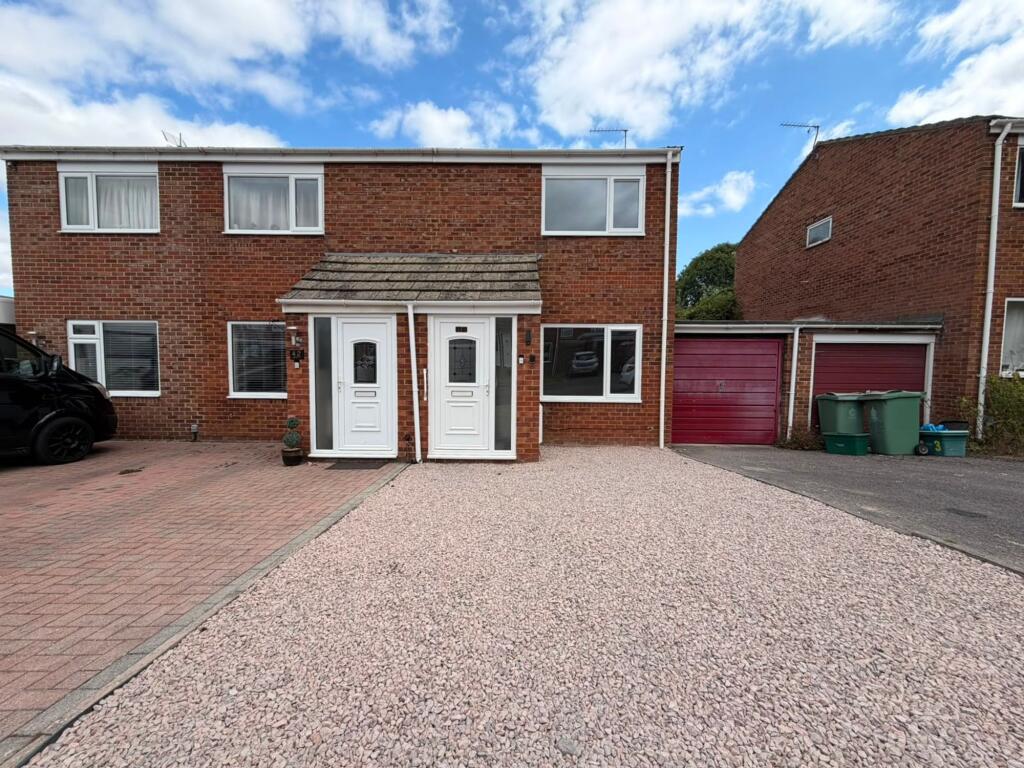 2 bed Semi Detached for rent in Upton St Leonards. From Farr & Farr - Gloucester
