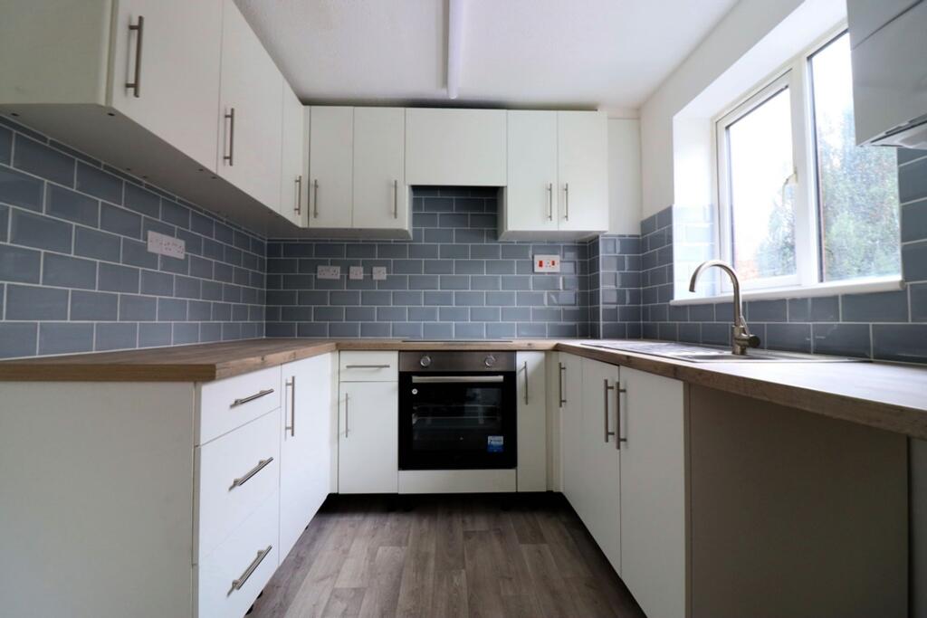 2 bed Not Specified for rent in Churchdown. From Farr & Farr - Gloucester