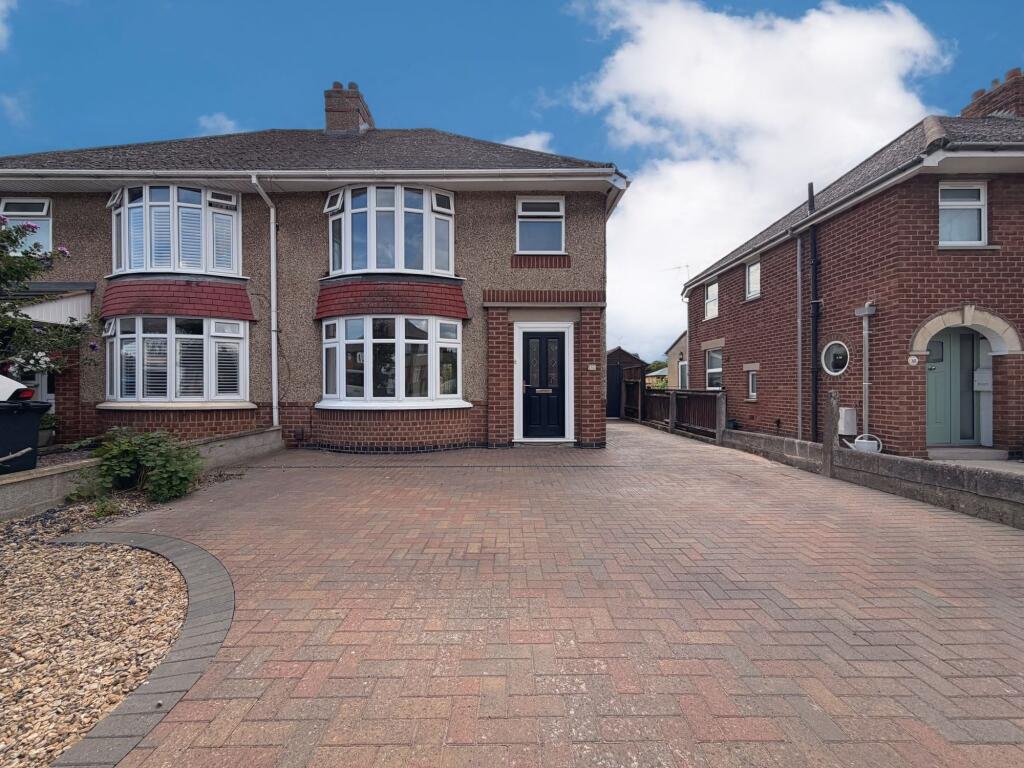 3 bed Semi Detached for rent in Longford. From Farr & Farr - Gloucester