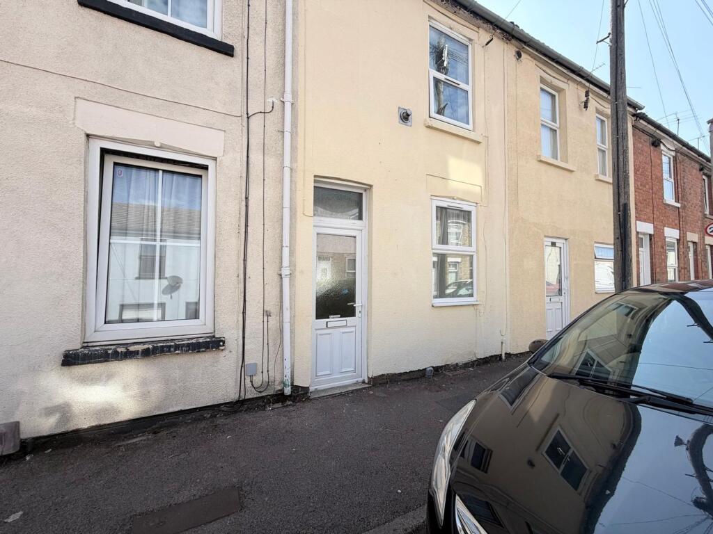 2 bed Mid Terraced House for rent in Gloucester. From Farr & Farr - Gloucester 2 bed Mid Terraced House for rent in Gloucester. From Farr & Farr - Gloucester