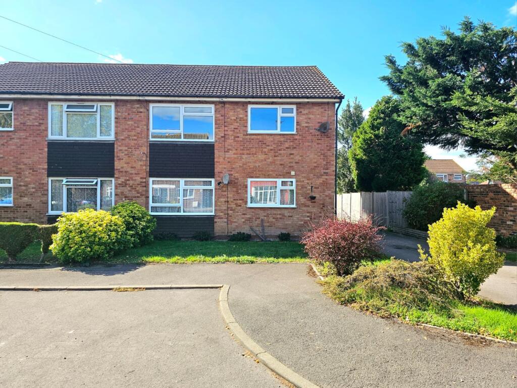 2 bed 1st Floor Flat for rent in Gloucester. From Farr & Farr - Gloucester