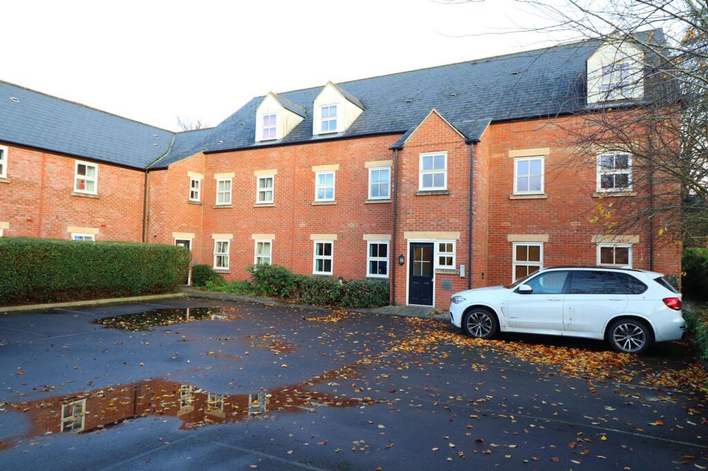 1 bed House (unspecified) for rent in Gloucester. From Farr & Farr - Gloucester