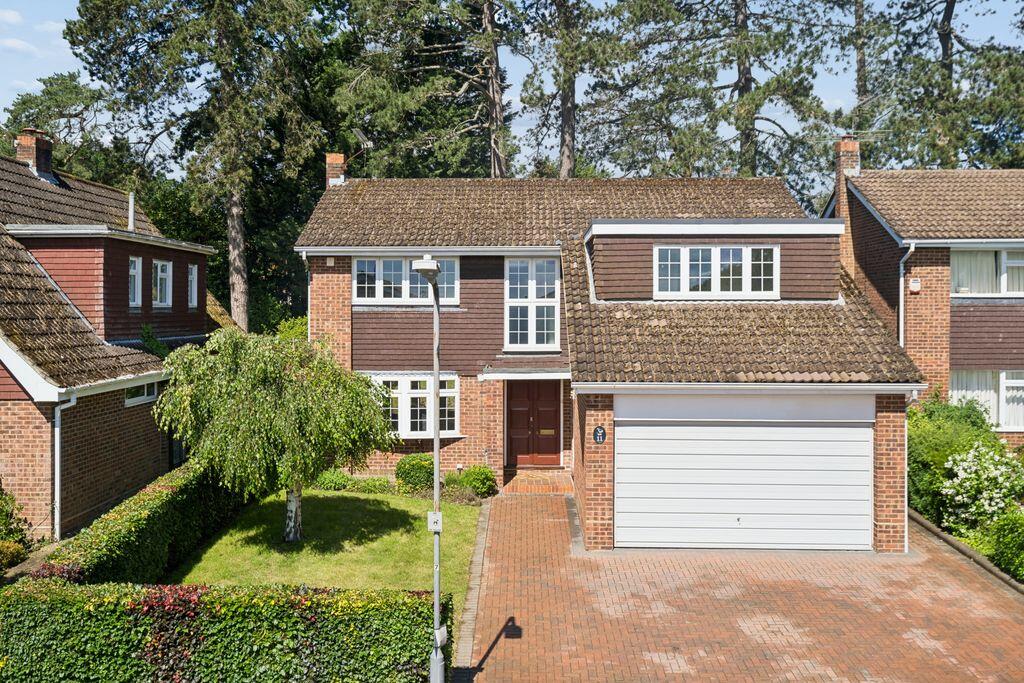 4 bed Detached for rent in Marlow. From Foreman King - Farnham Common