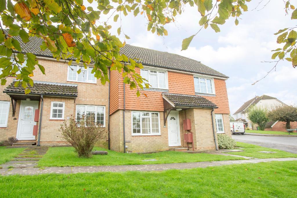 2 bed Mid Terraced House for rent in Maynard's Green. From Foresters - Heathfield 2 bed Mid Terraced House for rent in Maynard's Green. From Foresters - Heathfield