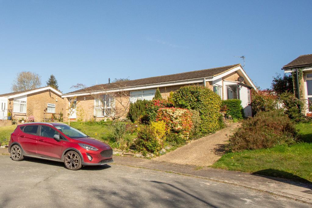 2 bed Semi-detached bungalow for rent in Heathfield. From Foresters - Heathfield 2 bed Semi-detached bungalow for rent in Heathfield. From Foresters - Heathfield