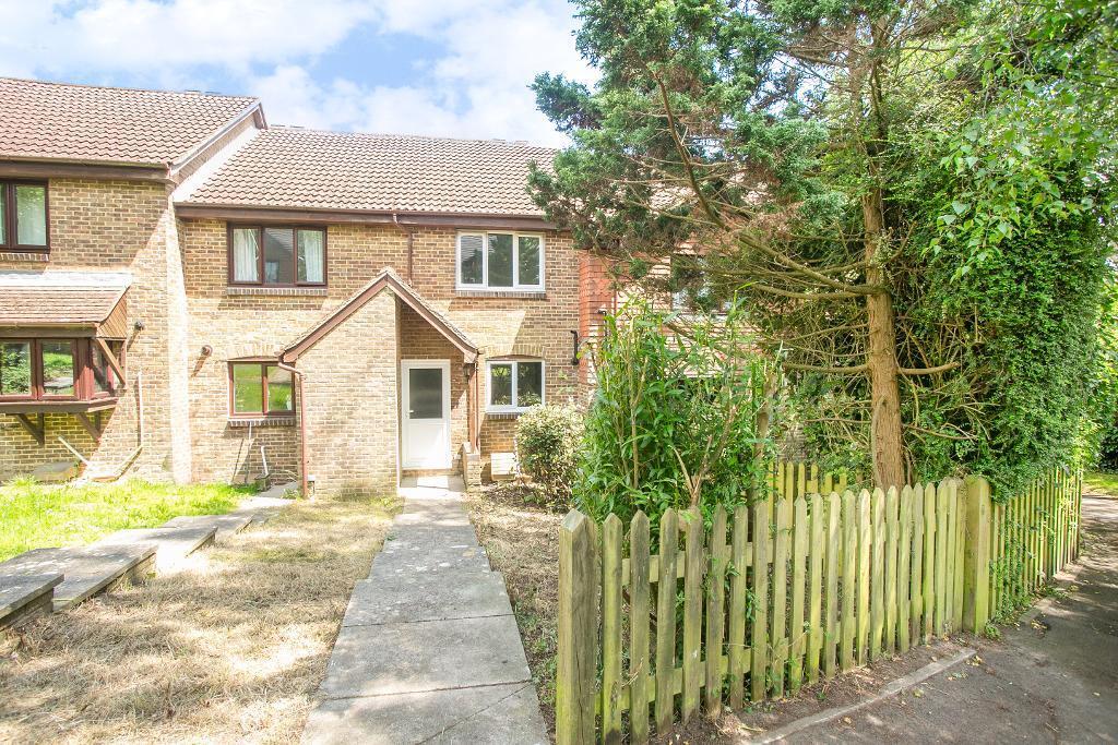 2 bed Mid Terraced House for rent in Old Heathfield. From Foresters - Heathfield 2 bed Mid Terraced House for rent in Old Heathfield. From Foresters - Heathfield
