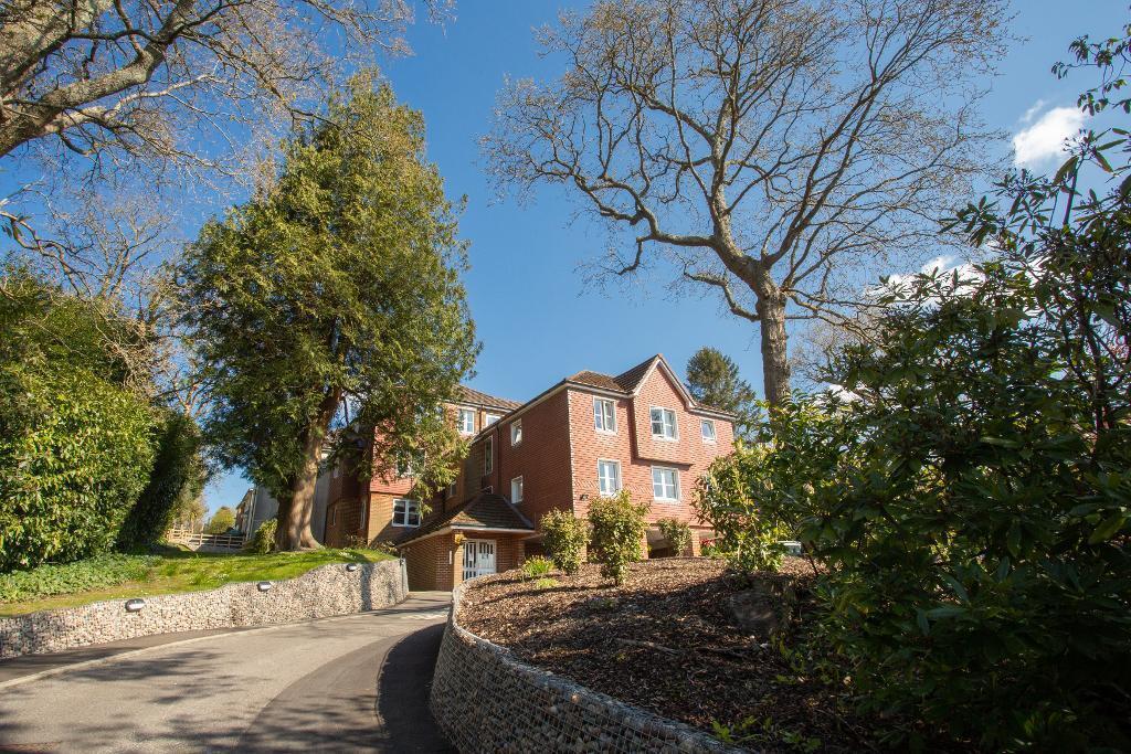 2 bed Apartment for rent in Heathfield. From Foresters - Heathfield 2 bed Apartment for rent in Heathfield. From Foresters - Heathfield