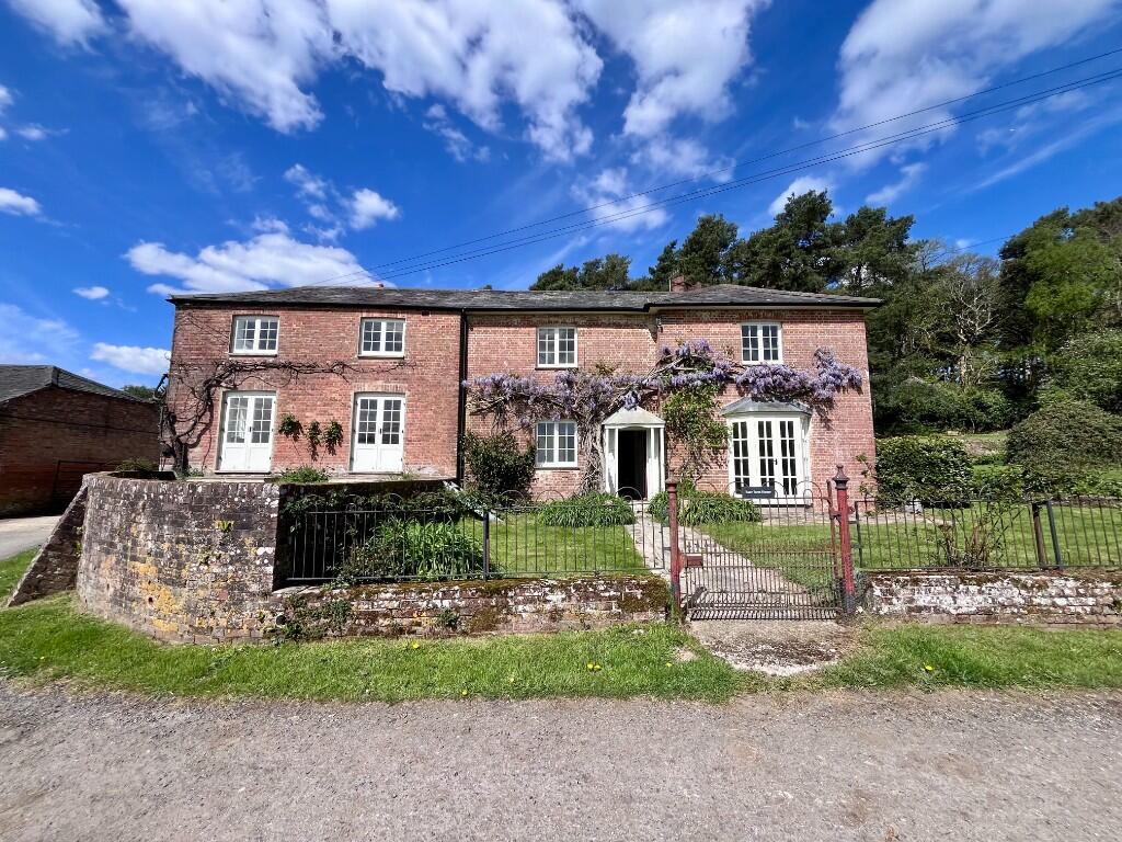 5 bed Detached for rent in Lytchett Matravers. From Fowler Fortescue - Fonthill Bishop