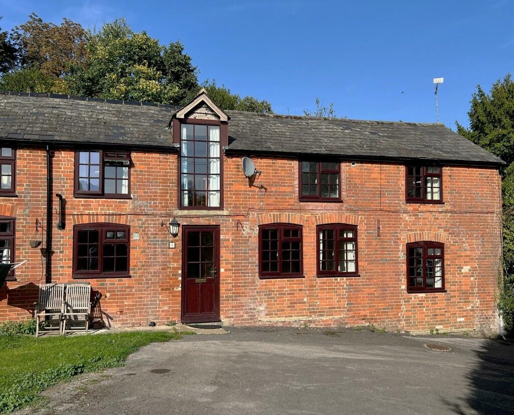 2 bed End of Terrace for rent in Hurstbourne Priors. From Fowler Fortescue - Fonthill Bishop