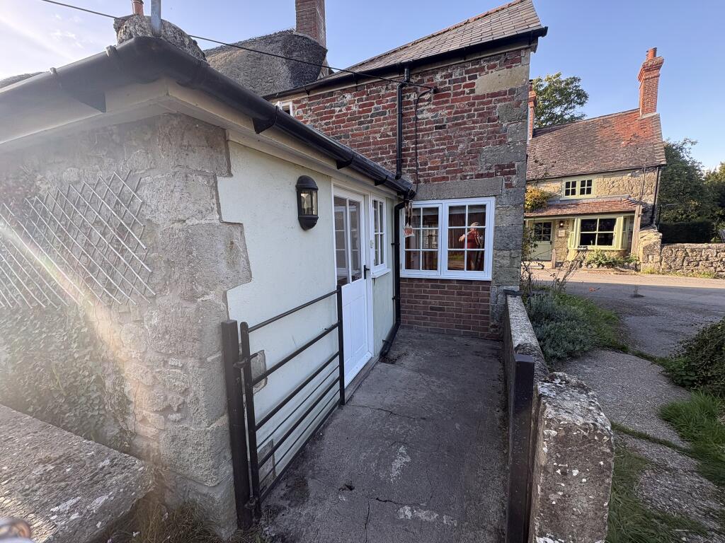 1 bed Semi Detached for rent in Berwick St John. From Fowler Fortescue - Fonthill Bishop