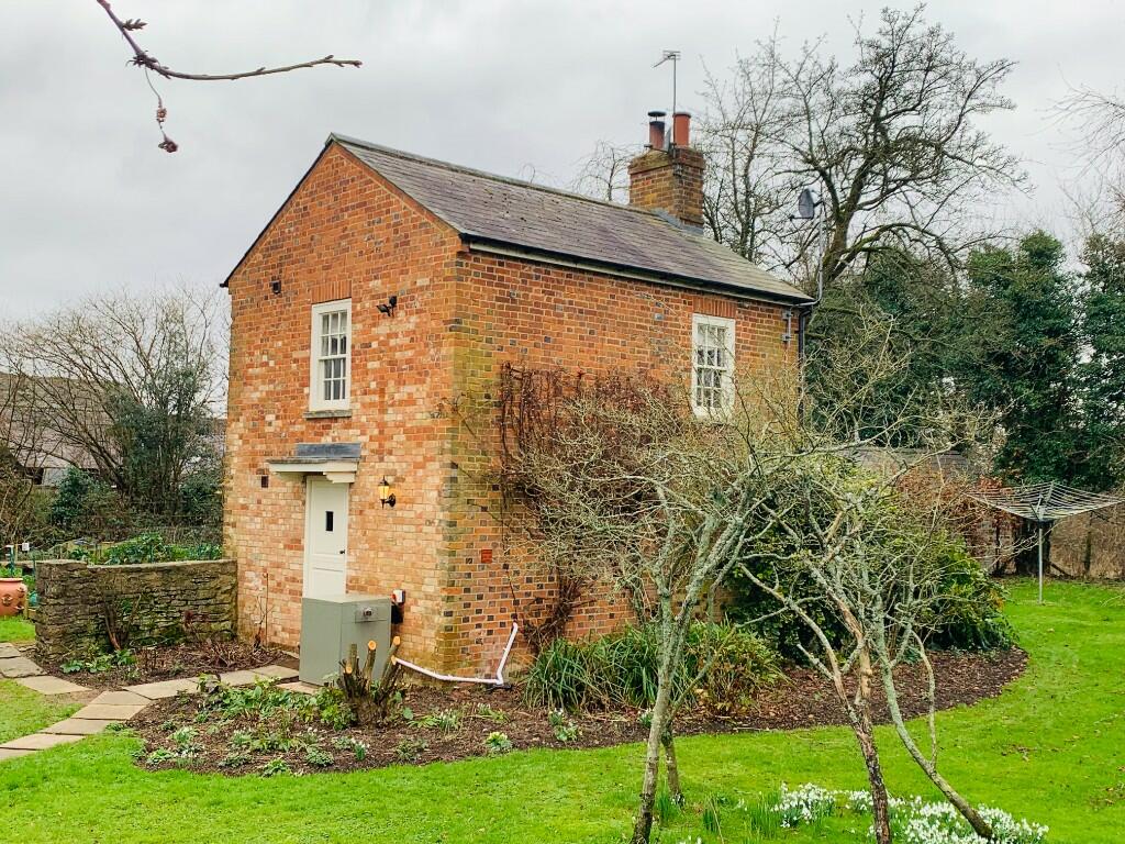 1 bed Cottage for rent in Newton Purcell. From CS Properties - Bicester