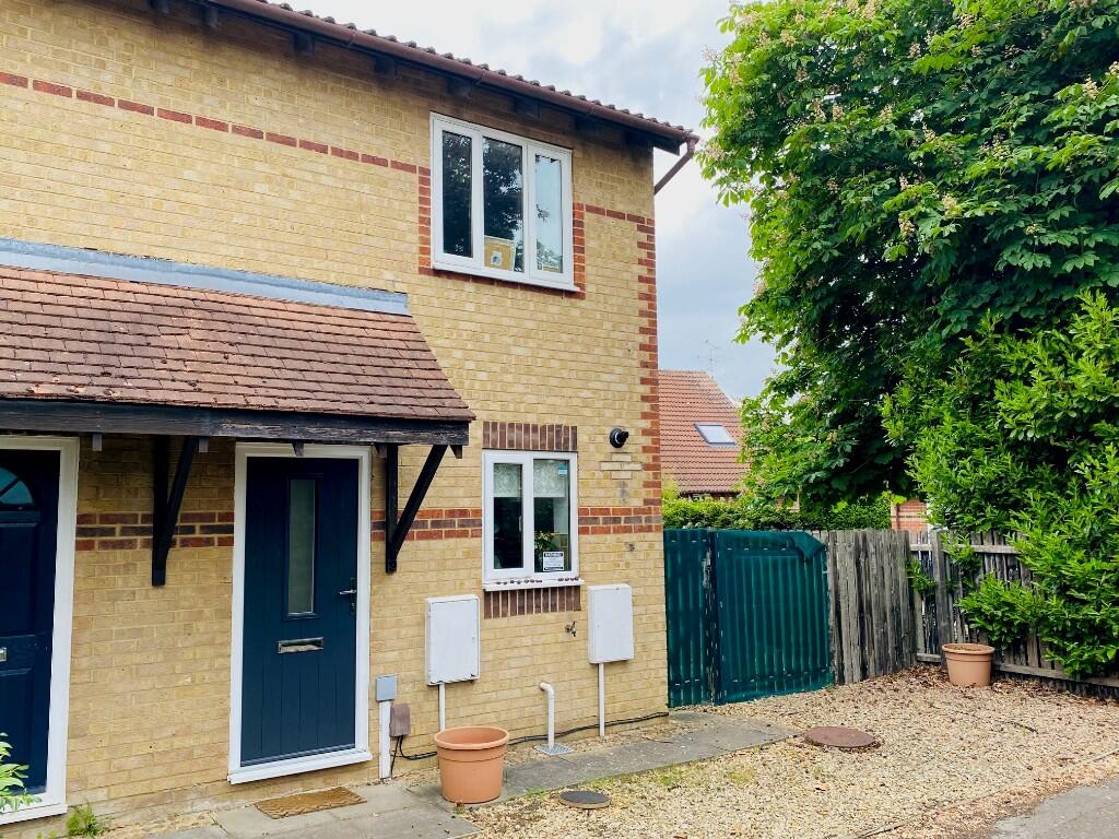 2 bed Semi Detached for rent in Bicester. From CS Properties - Bicester