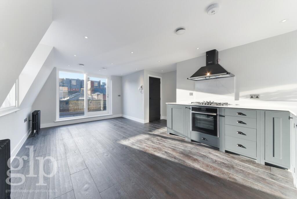 2 bed Apartment for rent in Westminster. From Greater London Properties - Soho