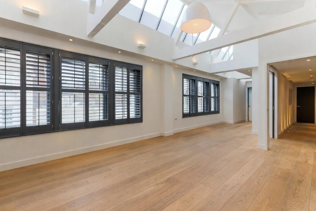 2 bed Apartment for rent in Westminster. From Greater London Properties - Soho