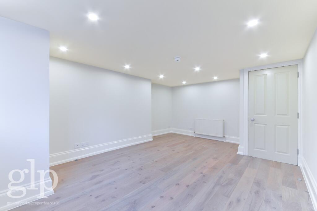 1 bed Apartment for rent in Westminster. From Greater London Properties - Soho