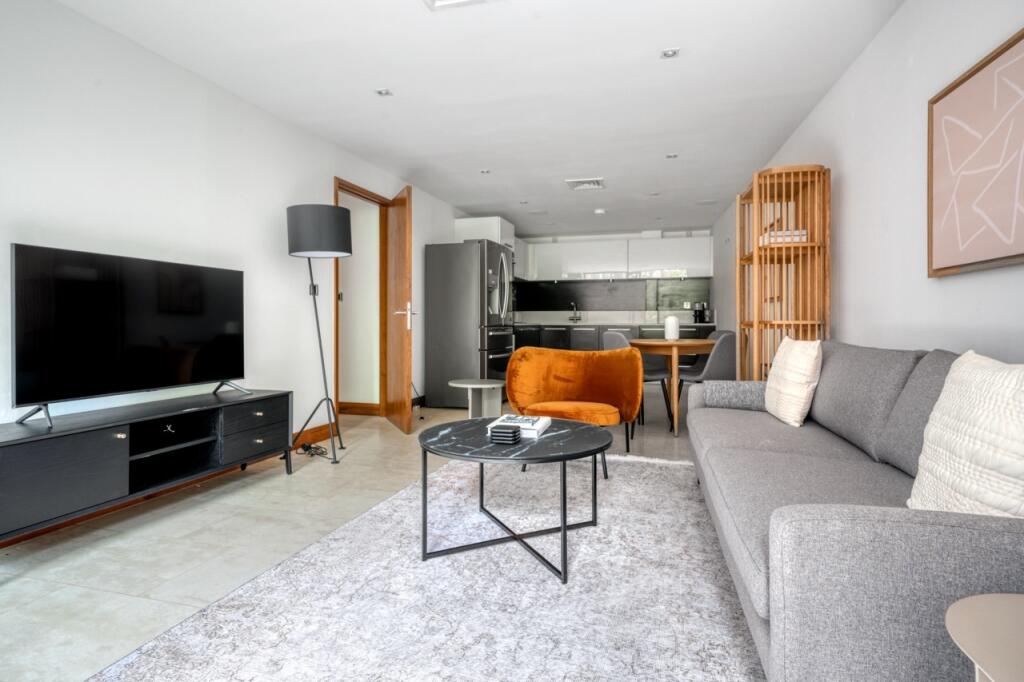 2 bed Apartment for rent in Westminster. From Greater London Properties - Soho