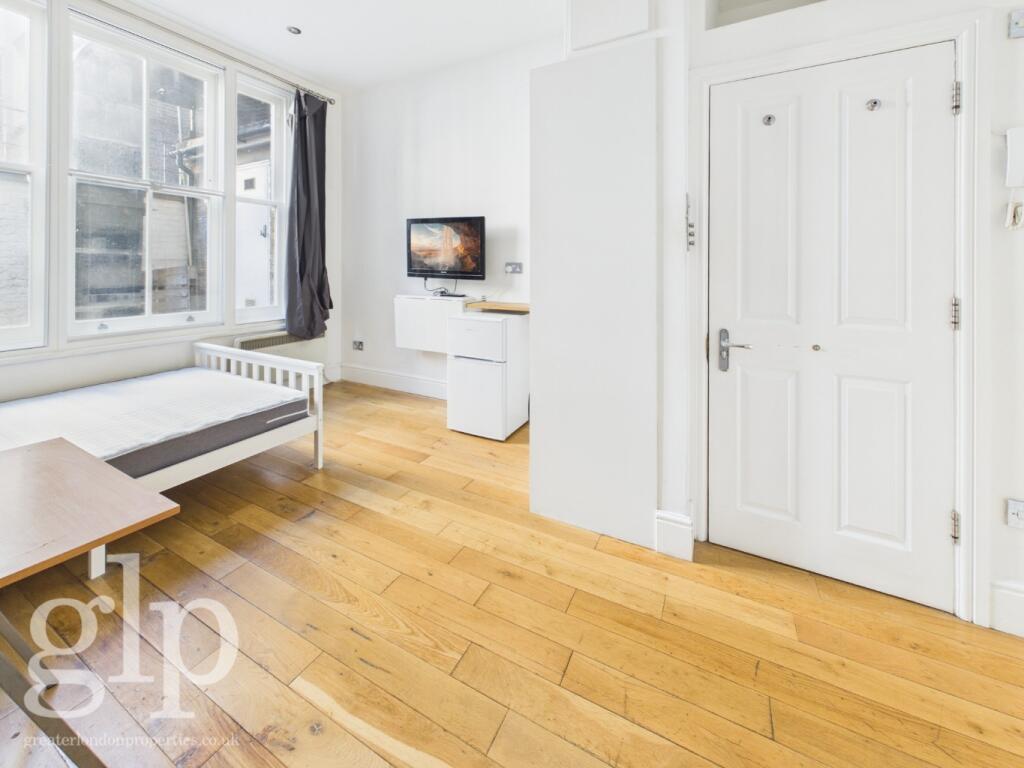 4 bed Apartment for rent in Westminster. From Greater London Properties - Soho