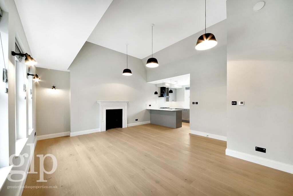 2 bed Apartment for rent in Westminster. From Greater London Properties - Soho
