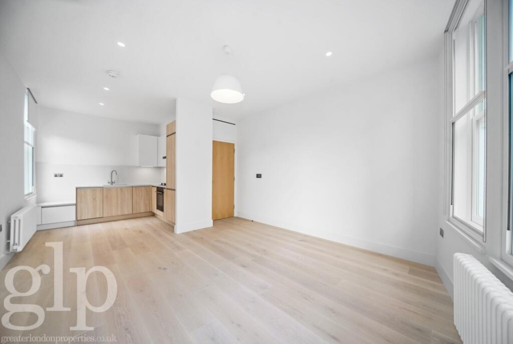1 bed Apartment for rent in Westminster. From Greater London Properties - Soho