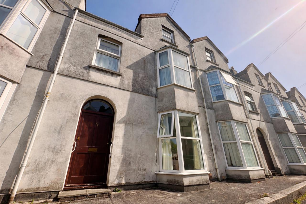 1 bed 1st Floor Flat for rent in Plymouth. From Fox & Sons - Mutley Plain