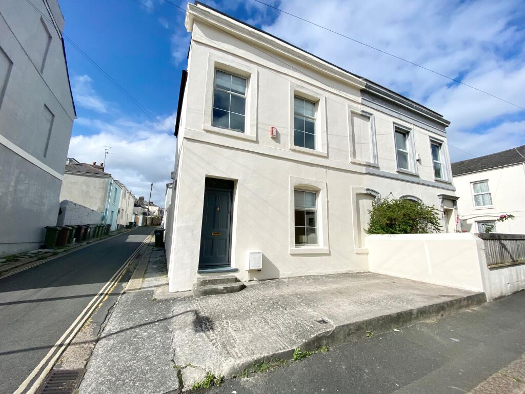 3 bed Detached for rent in Plymouth. From Fox & Sons - Mutley Plain