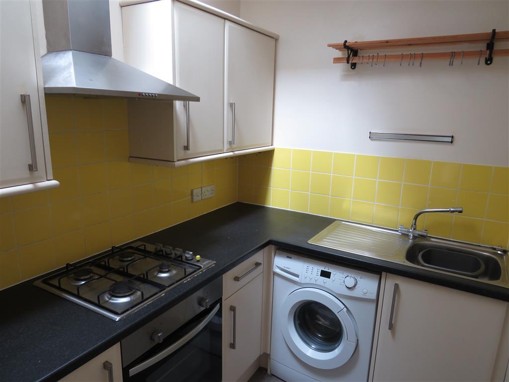 1 bed 1st Floor Flat for rent in Plymouth. From Fox & Sons - Mutley Plain