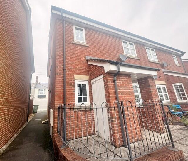 1 bed 1st Floor Flat for rent in Plymouth. From Fox & Sons - Mutley Plain