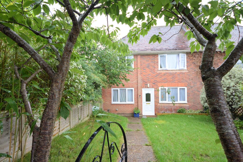 3 bed Semi Detached for rent in Salisbury. From Fox & Sons - Salisbury