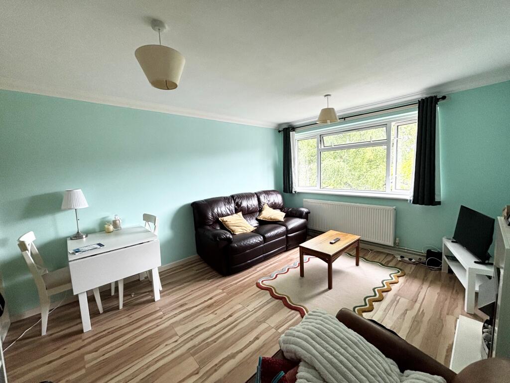 1 bed 1st Floor Flat for rent in Salisbury. From Fox & Sons - Salisbury 1 bed 1st Floor Flat for rent in Salisbury. From Fox & Sons - Salisbury