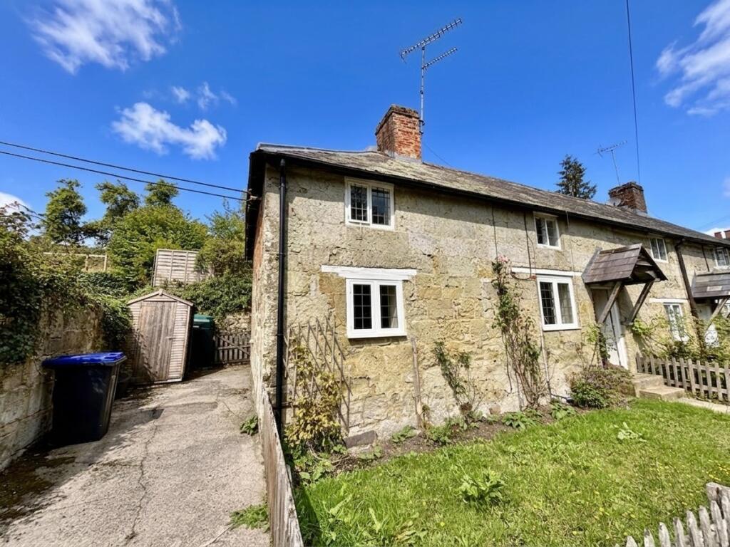 2 bed Mid Terraced House for rent in Chilmark. From Fox & Sons - Salisbury 2 bed Mid Terraced House for rent in Chilmark. From Fox & Sons - Salisbury