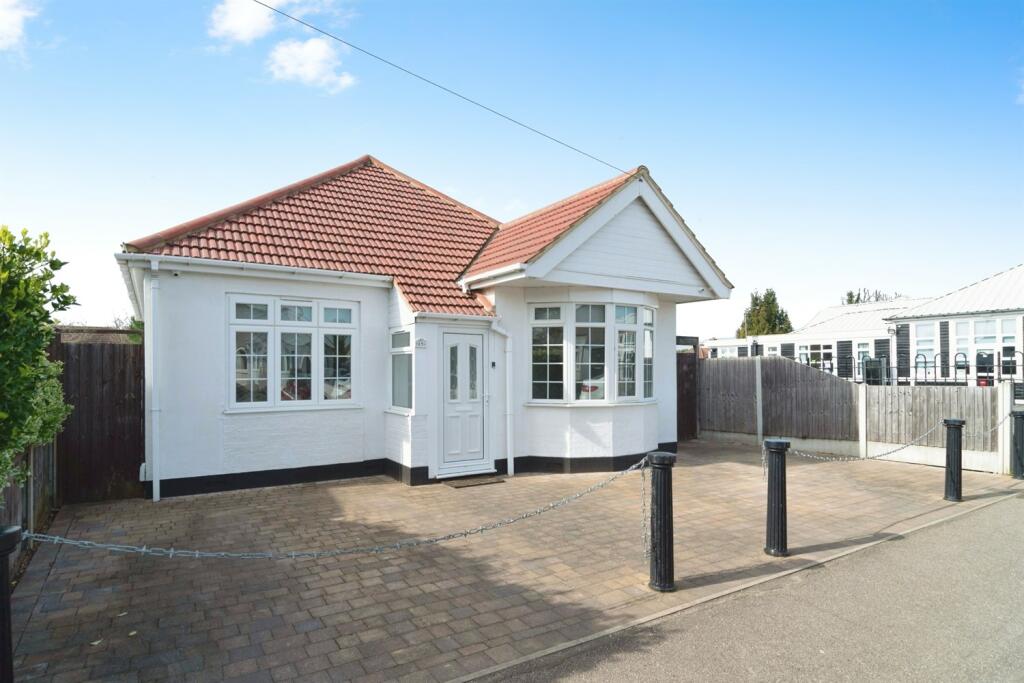 3 bed Bungalow for rent in Orsett Heath. From Griffin Grays