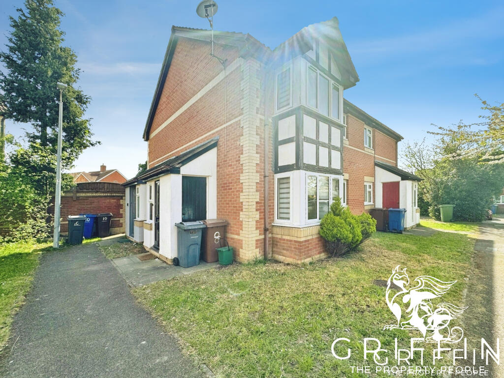 1 bed 1st Floor Flat for rent in Grays. From Griffin Grays 1 bed 1st Floor Flat for rent in Grays. From Griffin Grays