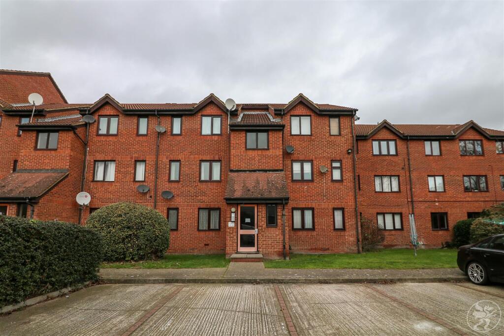 1 bed 1st Floor Flat for rent in Grays. From Griffin Grays