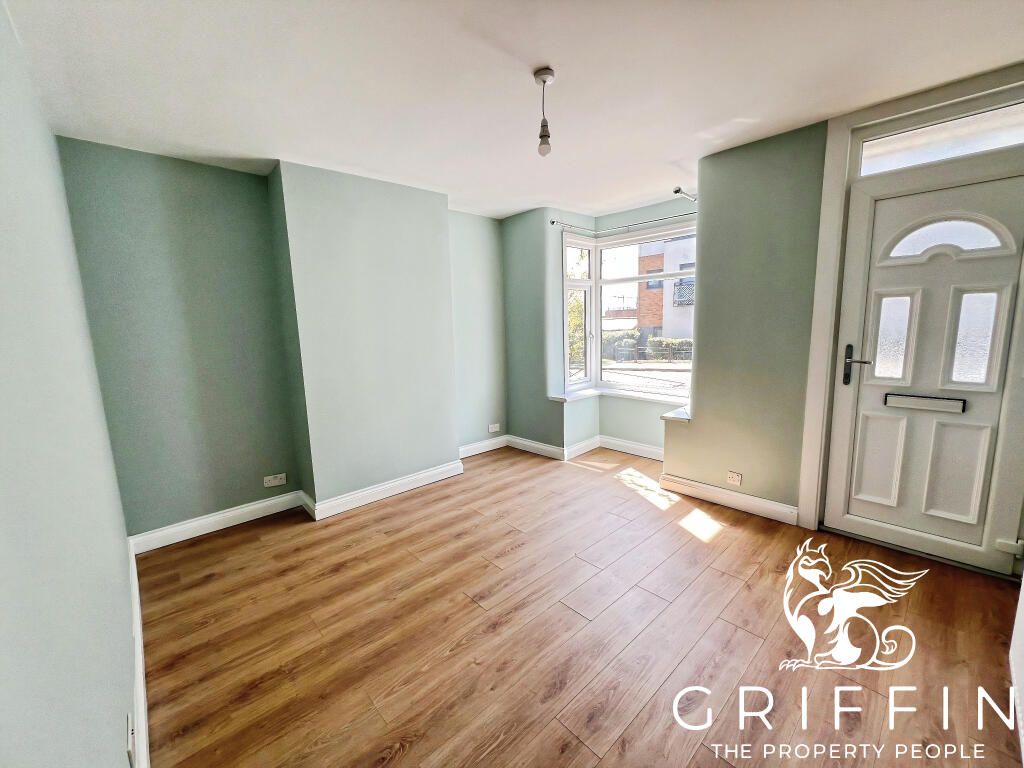 3 bed Mid Terraced House for rent in Grays. From Griffin Grays