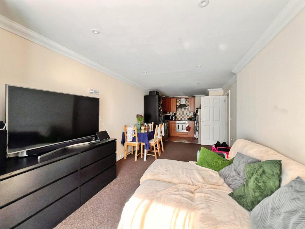 1 bed 1st Floor Flat for rent in Tilbury. From Griffin Grays