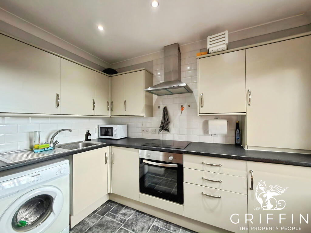 1 bed 1st Floor Flat for rent in Aveley. From Griffin Grays 1 bed 1st Floor Flat for rent in Aveley. From Griffin Grays