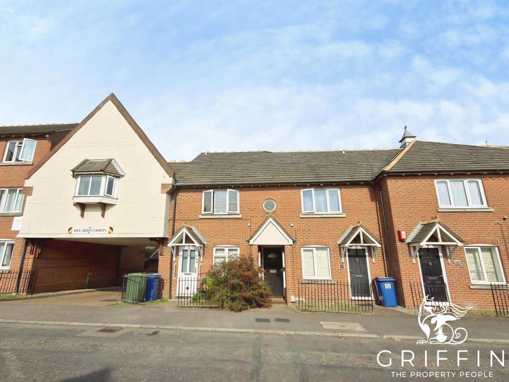 2 bed 1st Floor Flat for rent in Grays. From Griffin Grays 2 bed 1st Floor Flat for rent in Grays. From Griffin Grays