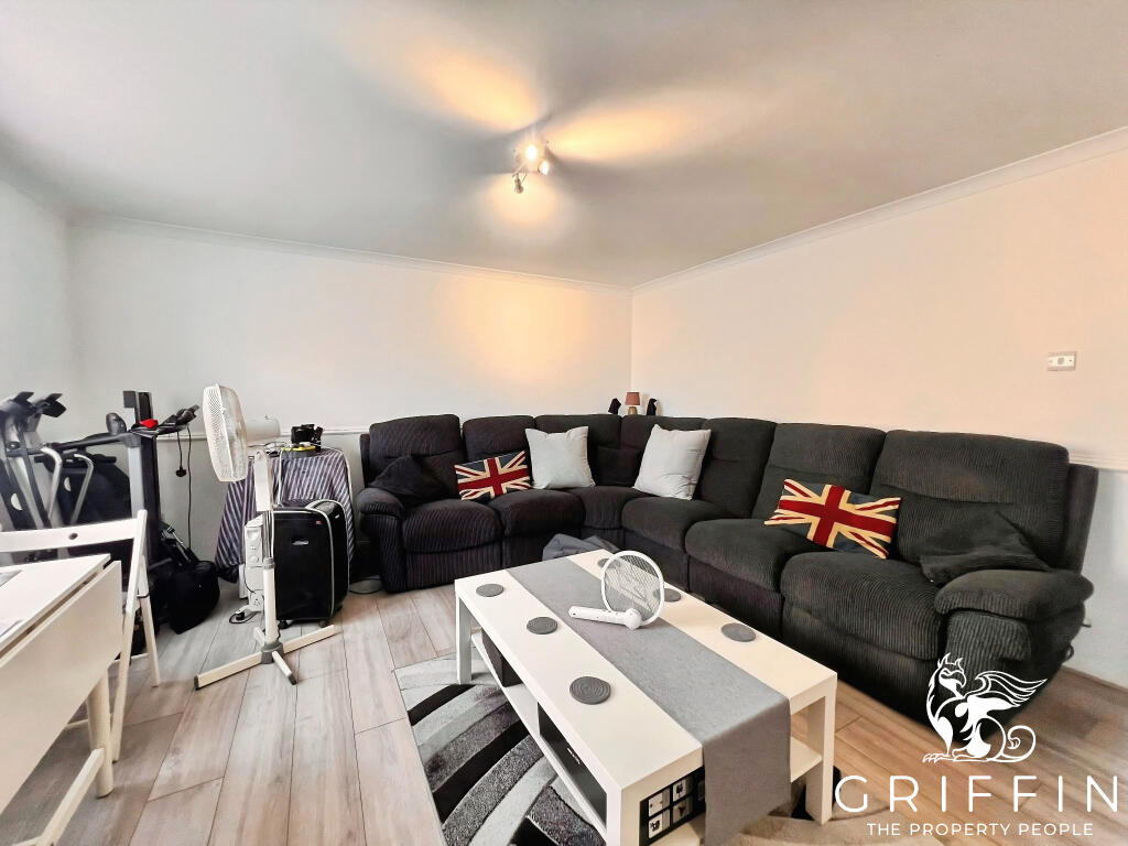 1 bed 1st Floor Flat for rent in Grays. From Griffin Grays