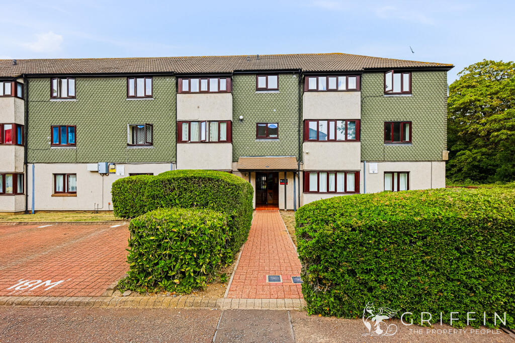 1 bed 1st Floor Flat for rent in Aveley. From Griffin Grays