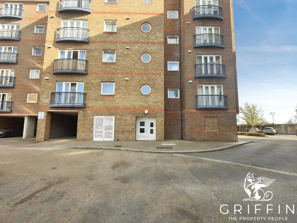 2 bed 1st Floor Flat for rent in Grays. From Griffin Grays 2 bed 1st Floor Flat for rent in Grays. From Griffin Grays