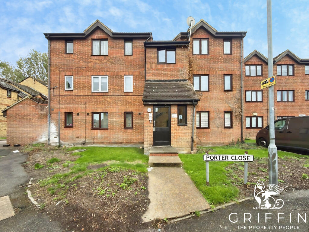 1 bed 1st Floor Flat for rent in South Stifford. From Griffin Grays
