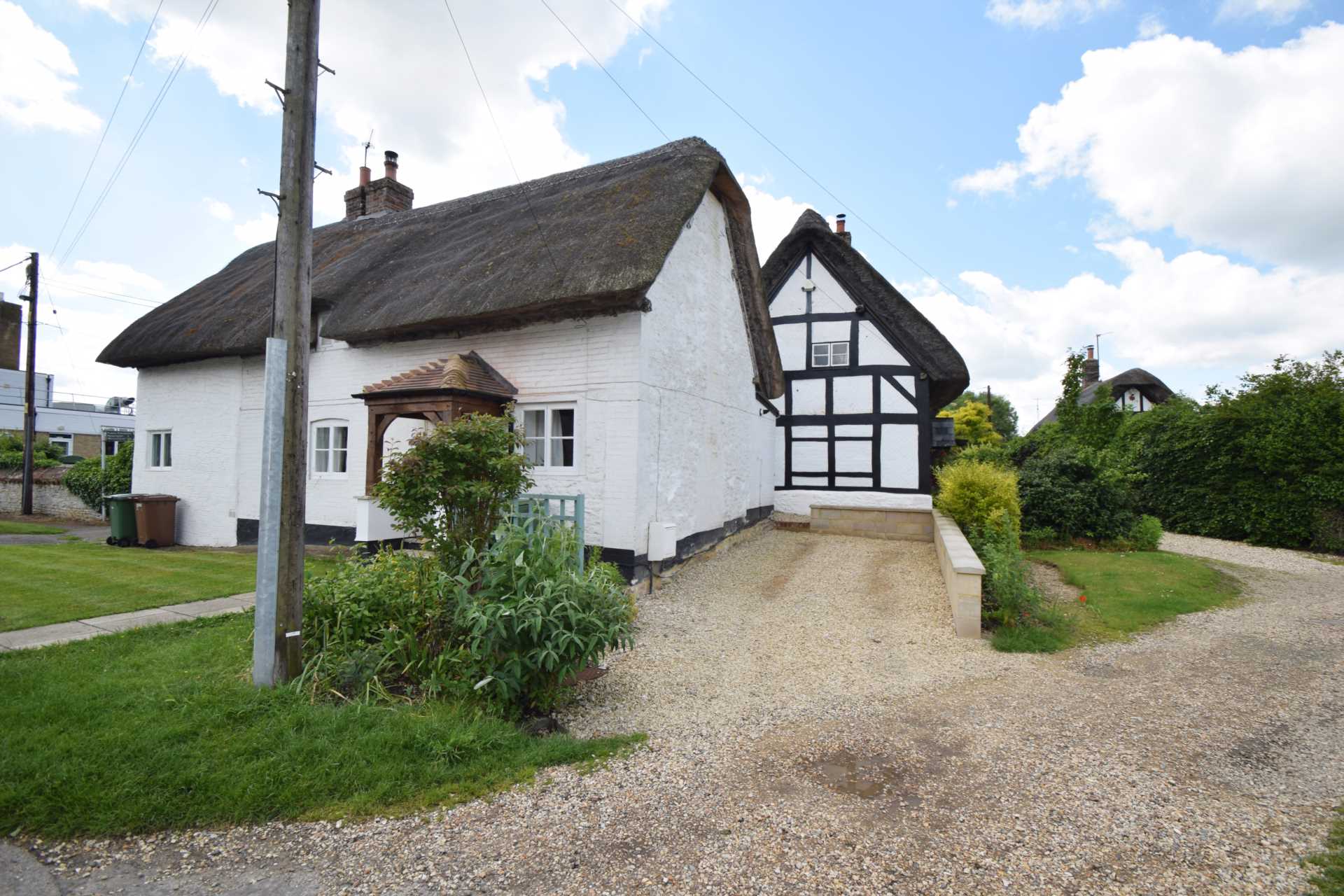 2 bed Cottage for rent in Oxford. From Griffith & Partners - Watlington